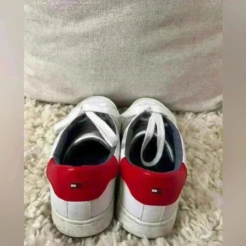 Tommy Hilfiger this sneaker
